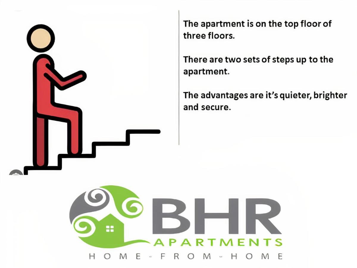 Excellent Location - City Centre - Parking - 4 Beds -2 Bedrooms Belfast Exteriör bild